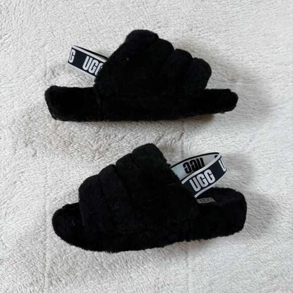 Ugg Australia Black Fluff Yeah Women’s Fuzzy Sandals - Picture 1 of 5